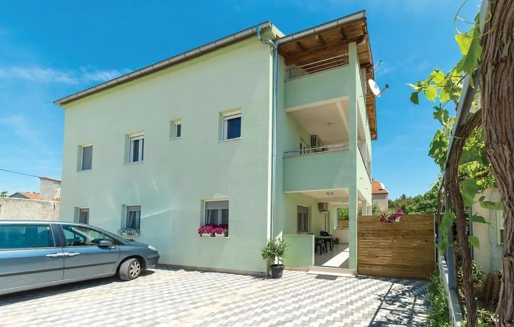 Apartment In Pakostane With Pool Access, Terrace, Air Conditioning, Wi-Fi, 3548-2